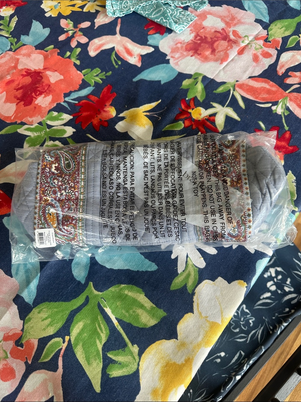 Brand New Vera Bradley 101 Handbag
